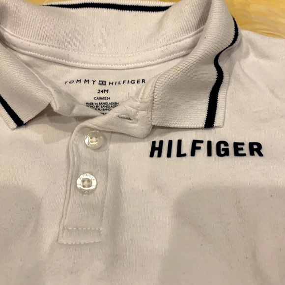 Tommy Hilfiger White 3 Button Polo in Size 24M - Picture 2 of 5